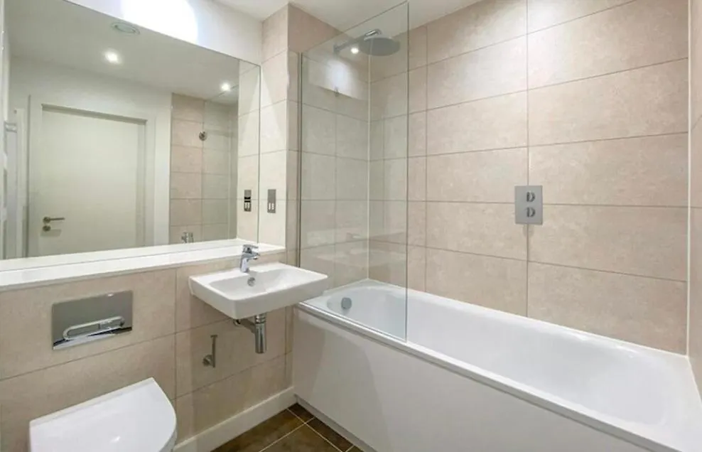 City Centre Modern Luxe Apartment-1